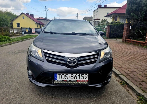 Toyota Avensis cena 46999 przebieg: 228000, rok produkcji 2014 z Ozimek małe 352